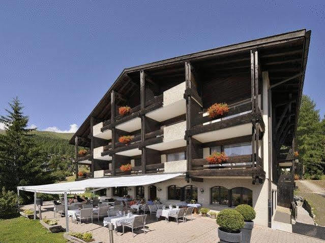 Hotel Restaurant Zur alten Gasse Bellwald Exterior foto